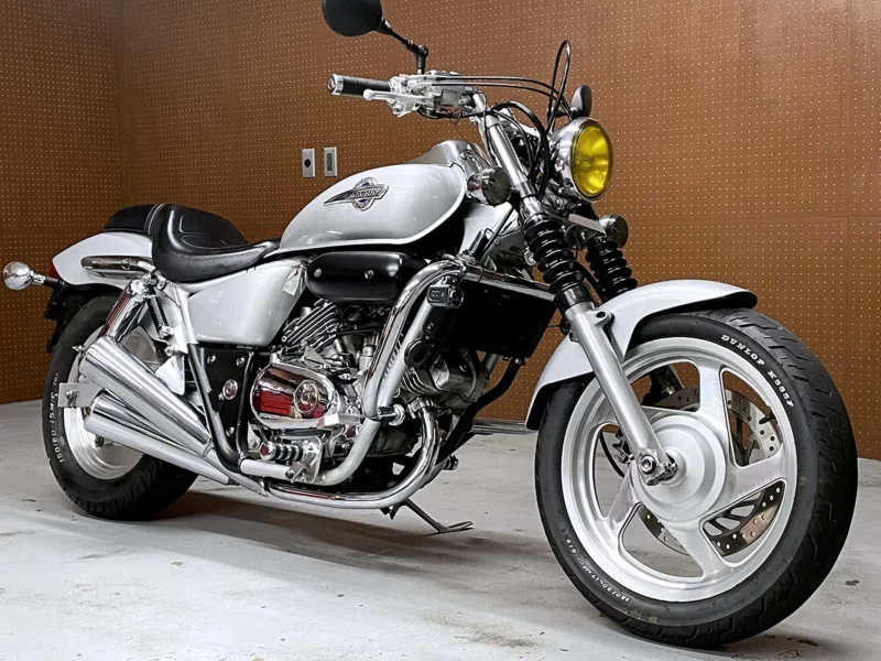 Honda V-TWIN MAGNA