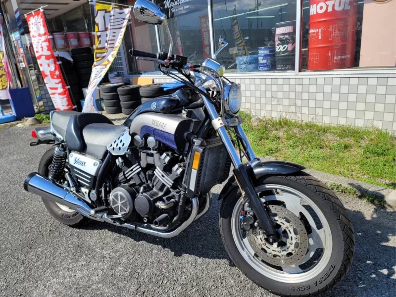 Yamaha V-MAX