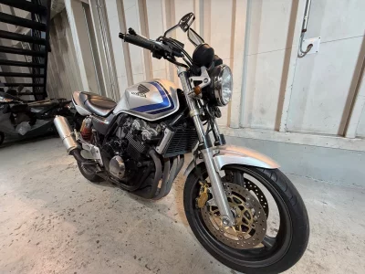 Honda CB400SF VTEC Spec2