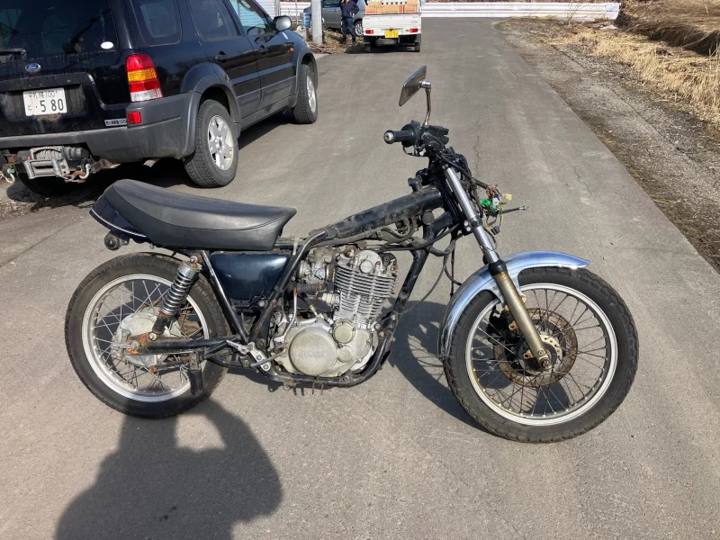 Yamaha SR500-1