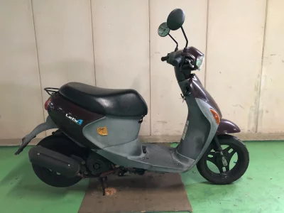 Suzuki LET S4