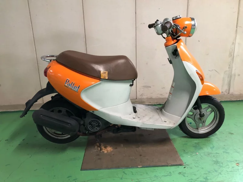 Suzuki LET S4