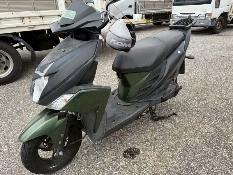Yamaha CYGNUS RAY ZR