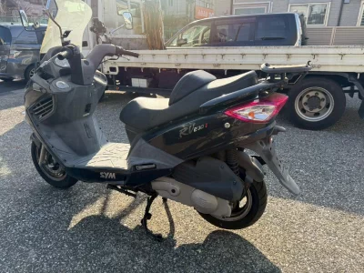 SYM SYM RV200I