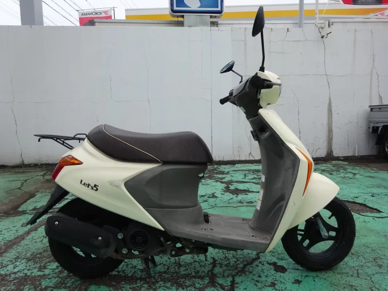 Suzuki LET S5