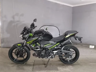 Kawasaki Z400
