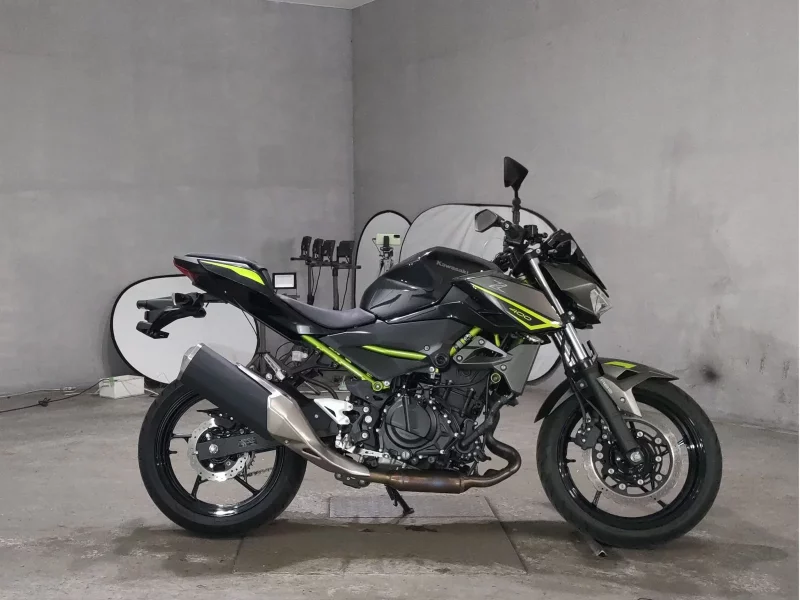 Kawasaki Z400