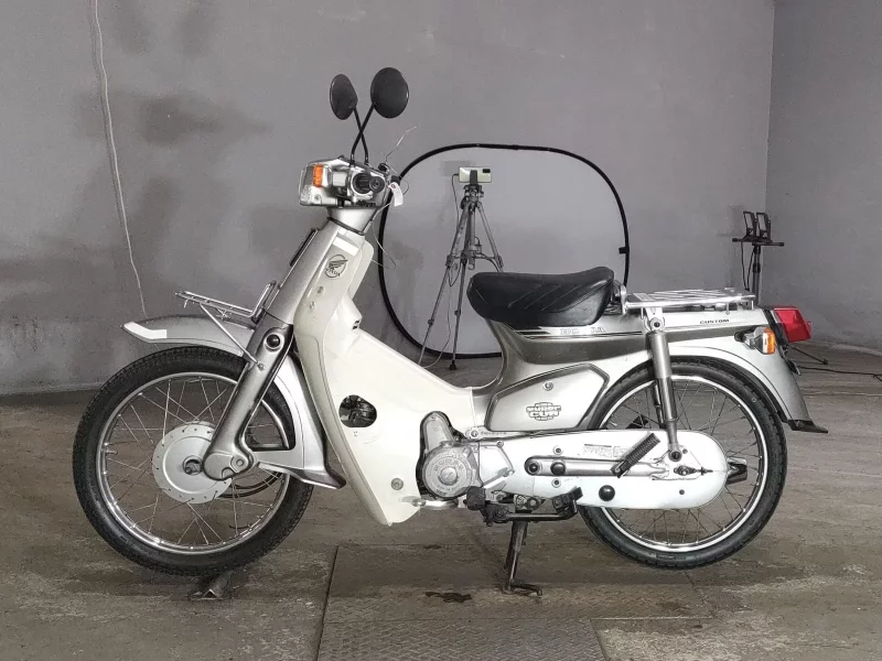 Honda SUPER CUB90