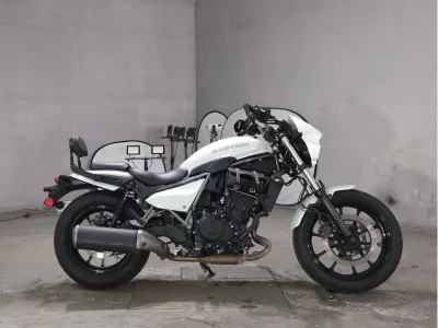 Kawasaki ELIMINATOR 400-1