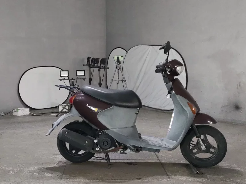 Suzuki LET S4
