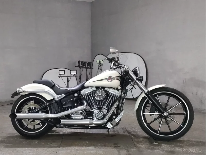 Harley-Davidson HARLEY FXSB BREAKOUT