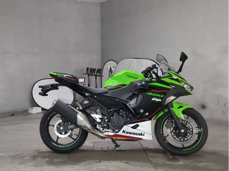 Kawasaki NINJA400