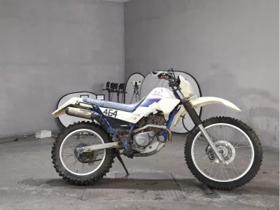 Yamaha SEROW 225