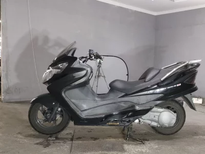 Suzuki SKYWAVE 250S