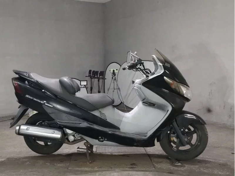 Suzuki SKYWAVE 250S