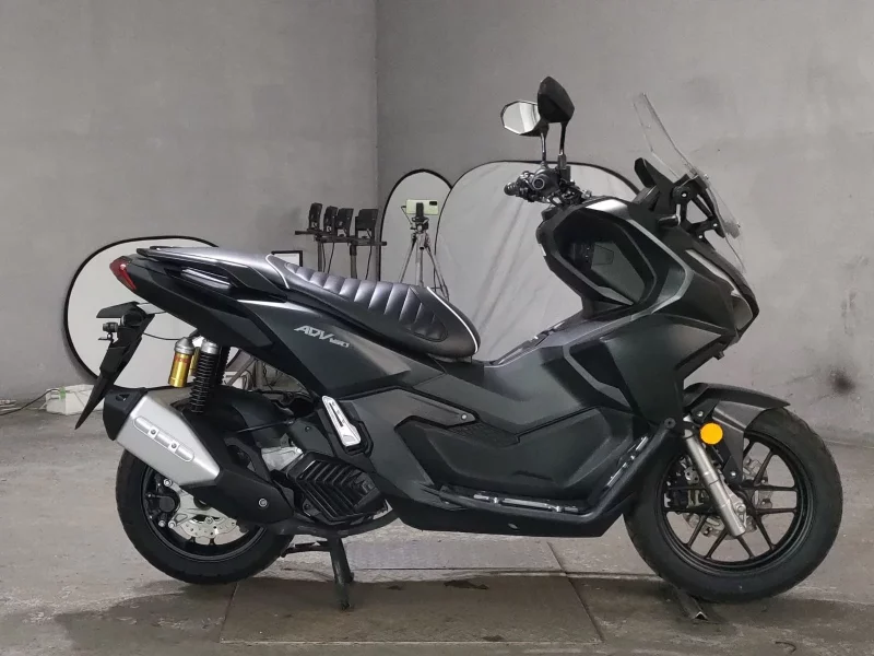 Honda ADV160