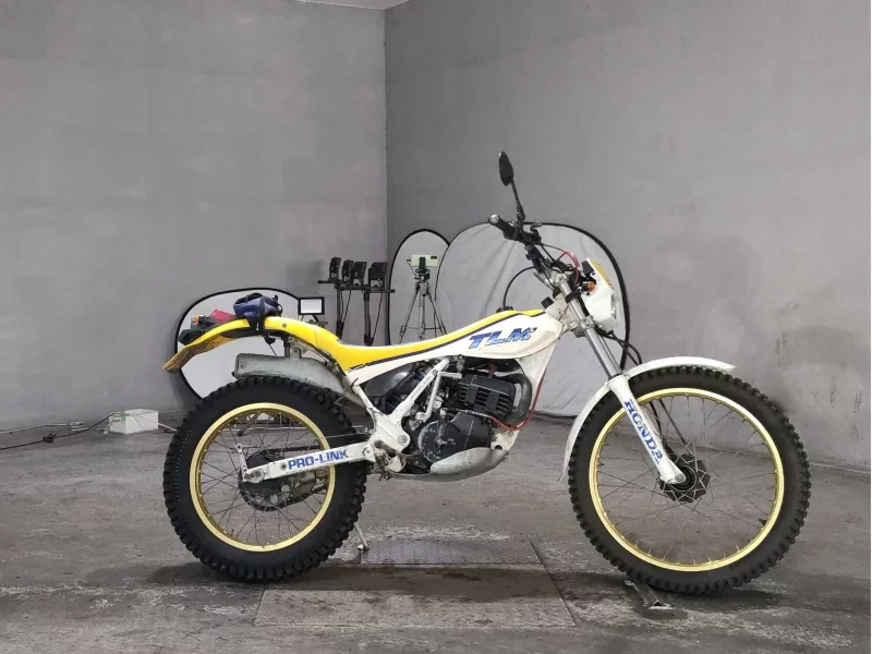 Honda TLM200R