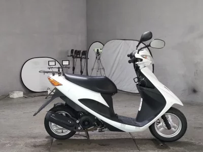 Suzuki ADDRESS V50