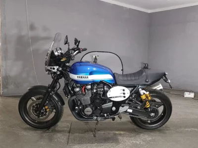 Yamaha XJR1300C