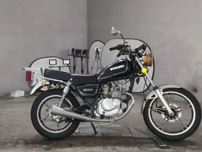 Suzuki GN125H