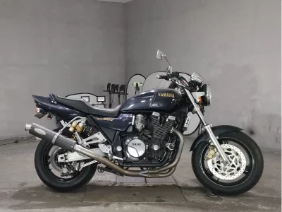 Yamaha XJR1200