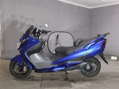 Suzuki SKYWAVE 250S