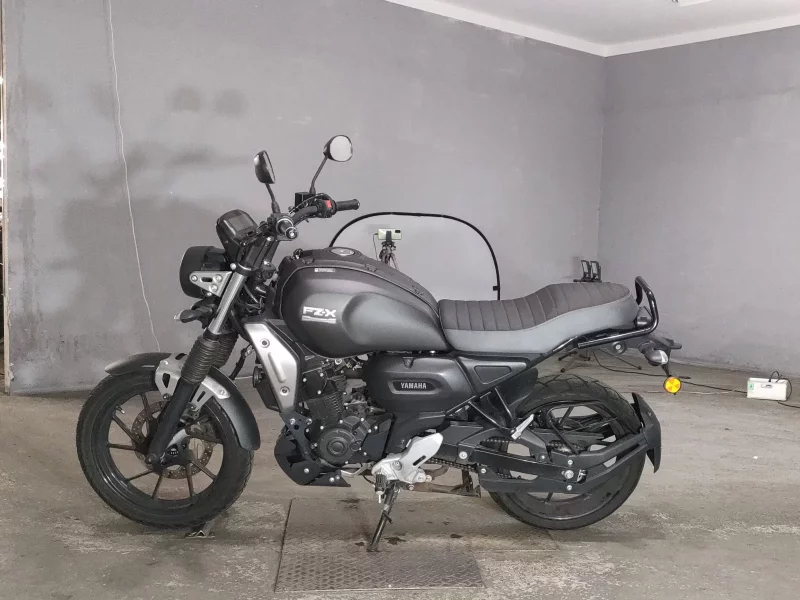 Yamaha FZX150