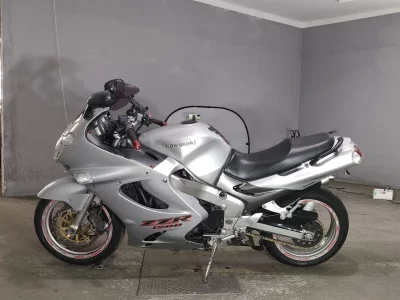Kawasaki ZZR1200