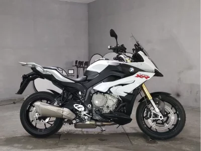 BMW BMW S1000XR