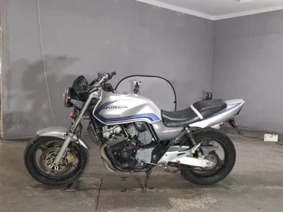 Honda CB400SF TRAINING CAR
