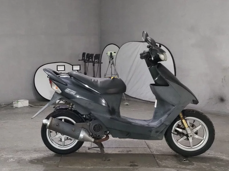 Suzuki ZZ