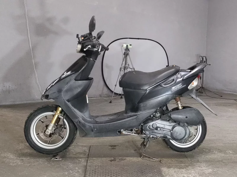 Suzuki ZZ
