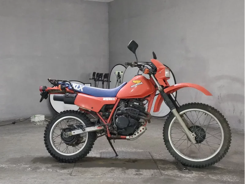 Honda XLX250R