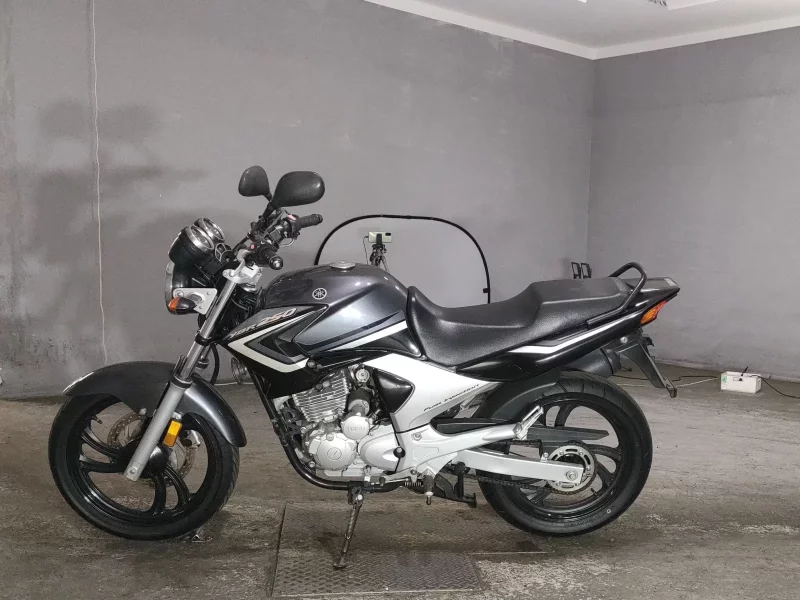 Yamaha YBR250