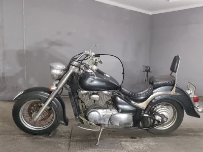Suzuki INTRUDER 400 CLASSIC