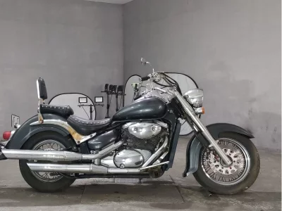 Suzuki INTRUDER 400 CLASSIC