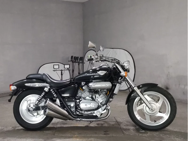 Honda MAGNA 250