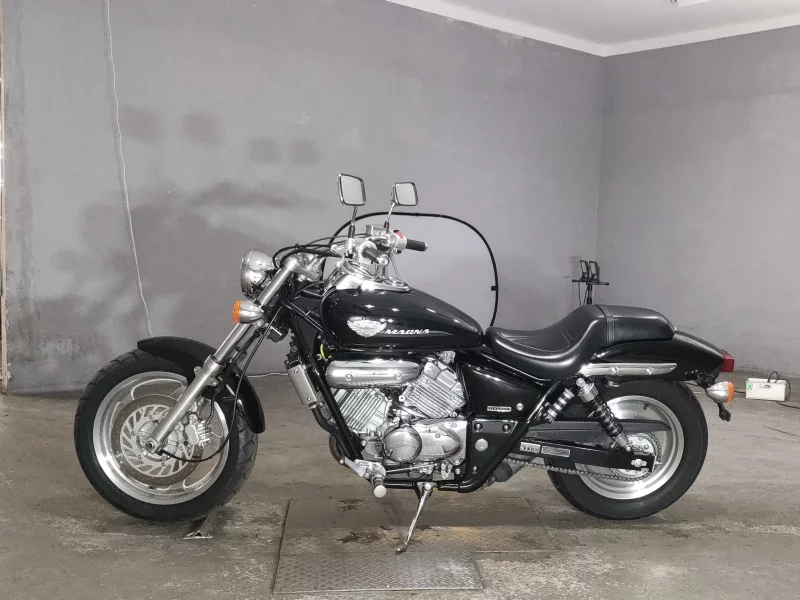 Honda MAGNA 250