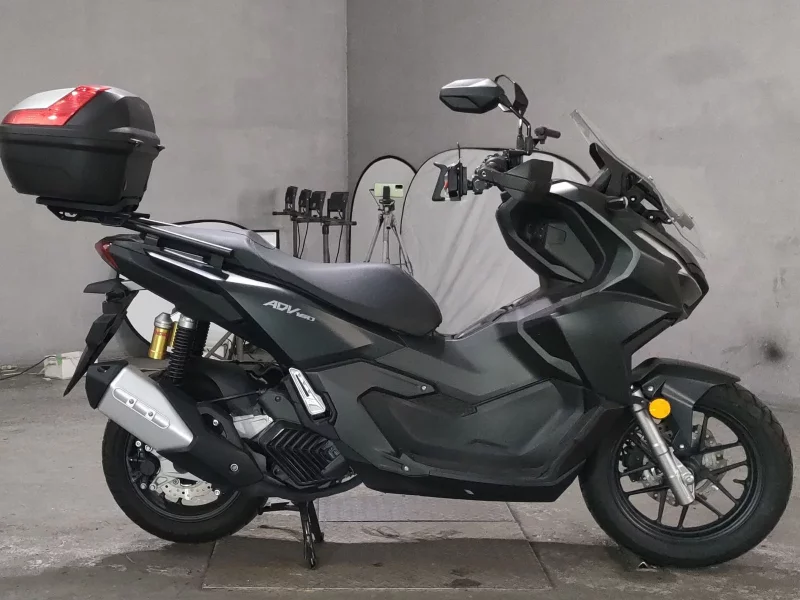 Honda ADV160