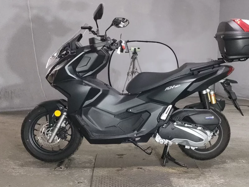 Honda ADV160