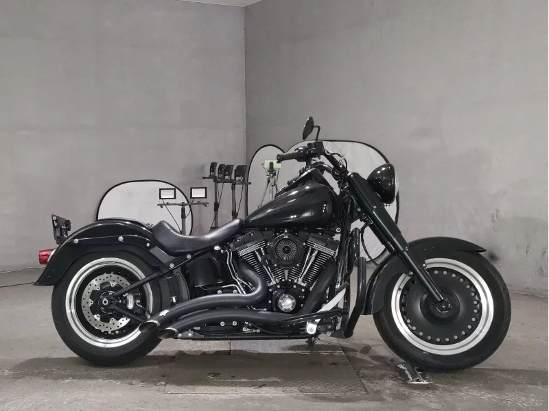 Harley-Davidson HARLEY FLSTBS1800