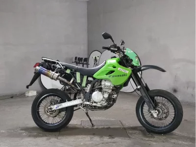 Kawasaki D-TRACKER