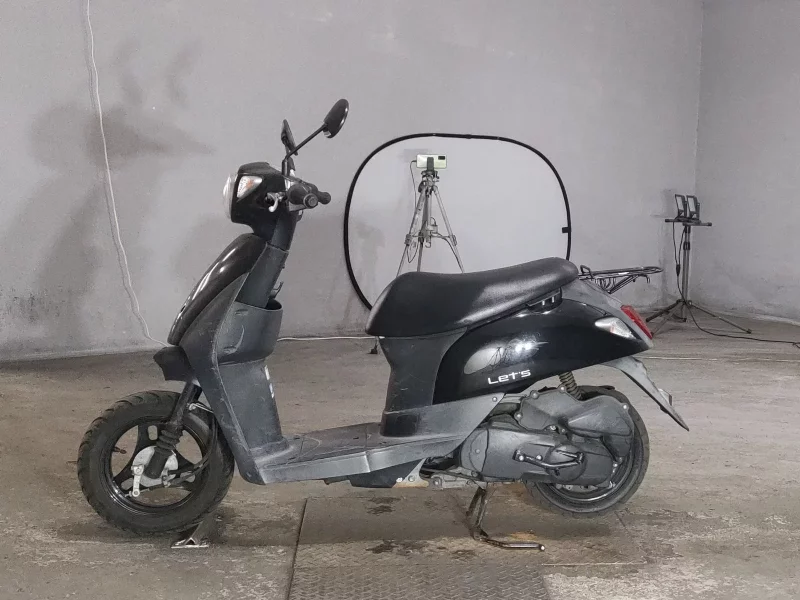 Suzuki LET S