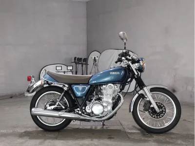 Yamaha SR400-1