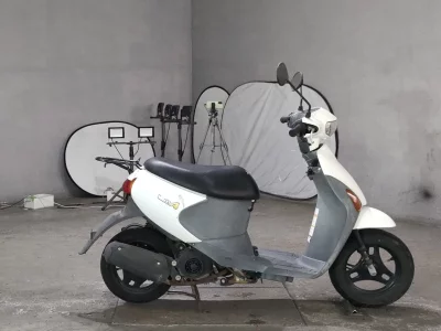 Suzuki LET S4