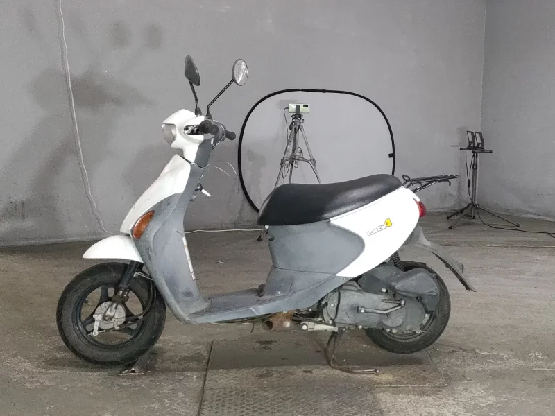 Suzuki LET S4