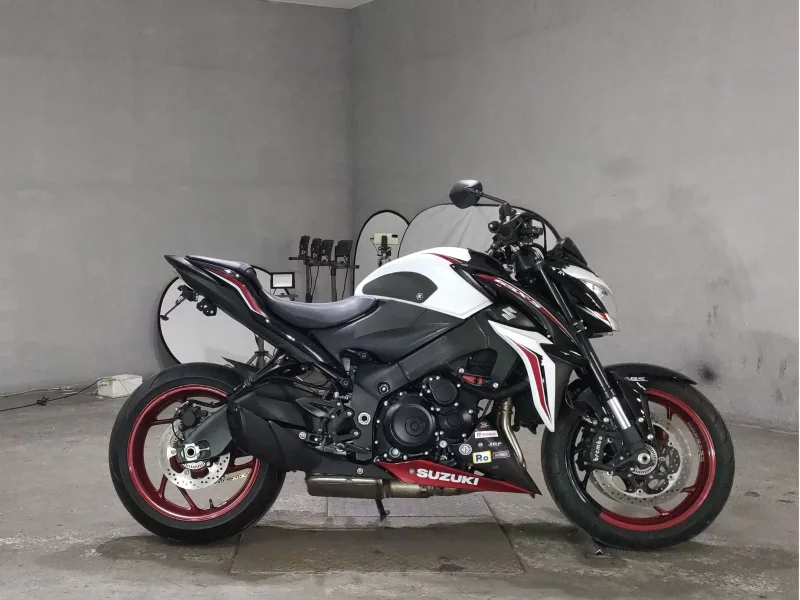 Suzuki GSX-S1000