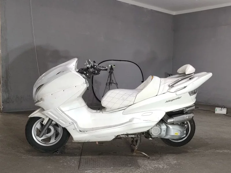 Yamaha MAJESTY 250