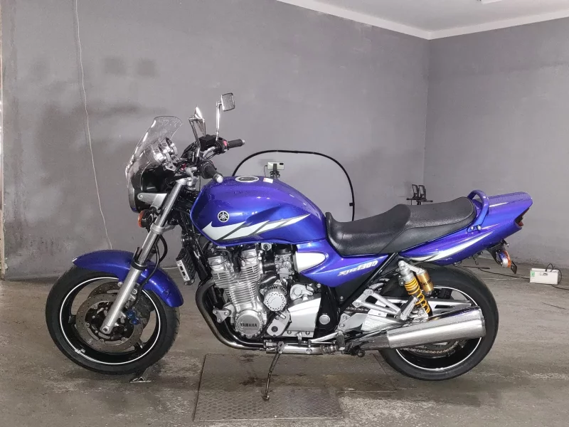 Yamaha XJR1300