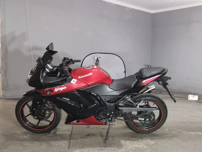 Kawasaki NINJA250R